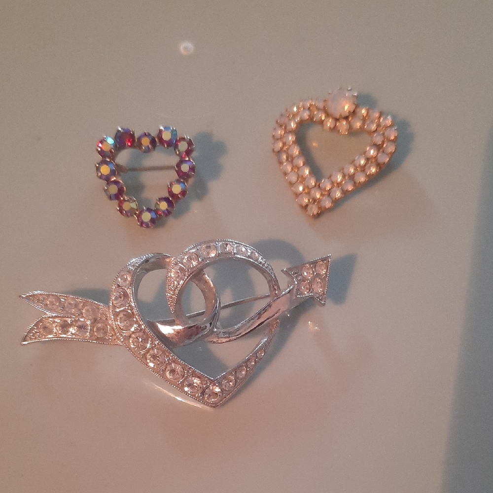 Elegant Silver and Gold Heart Brooch Set